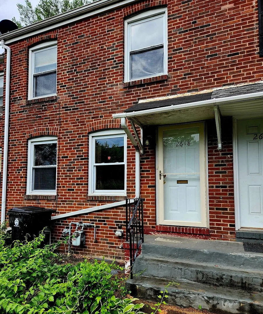 Recently Renovated 3 Bedroom in Harrisburg! — Photo 3