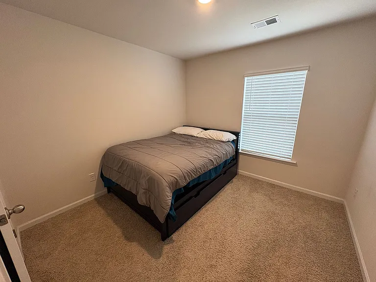 109 Oakmont Valley Trl — Photo 16