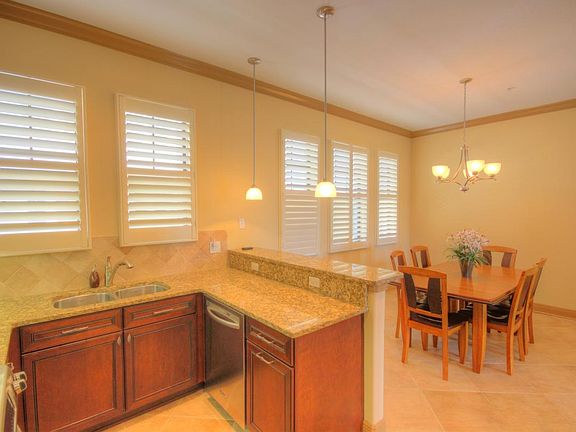 5th image of 5901 Bowen Daniel Dr Unit 102