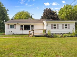 13443 Seneca St, Savannah, NY 13146