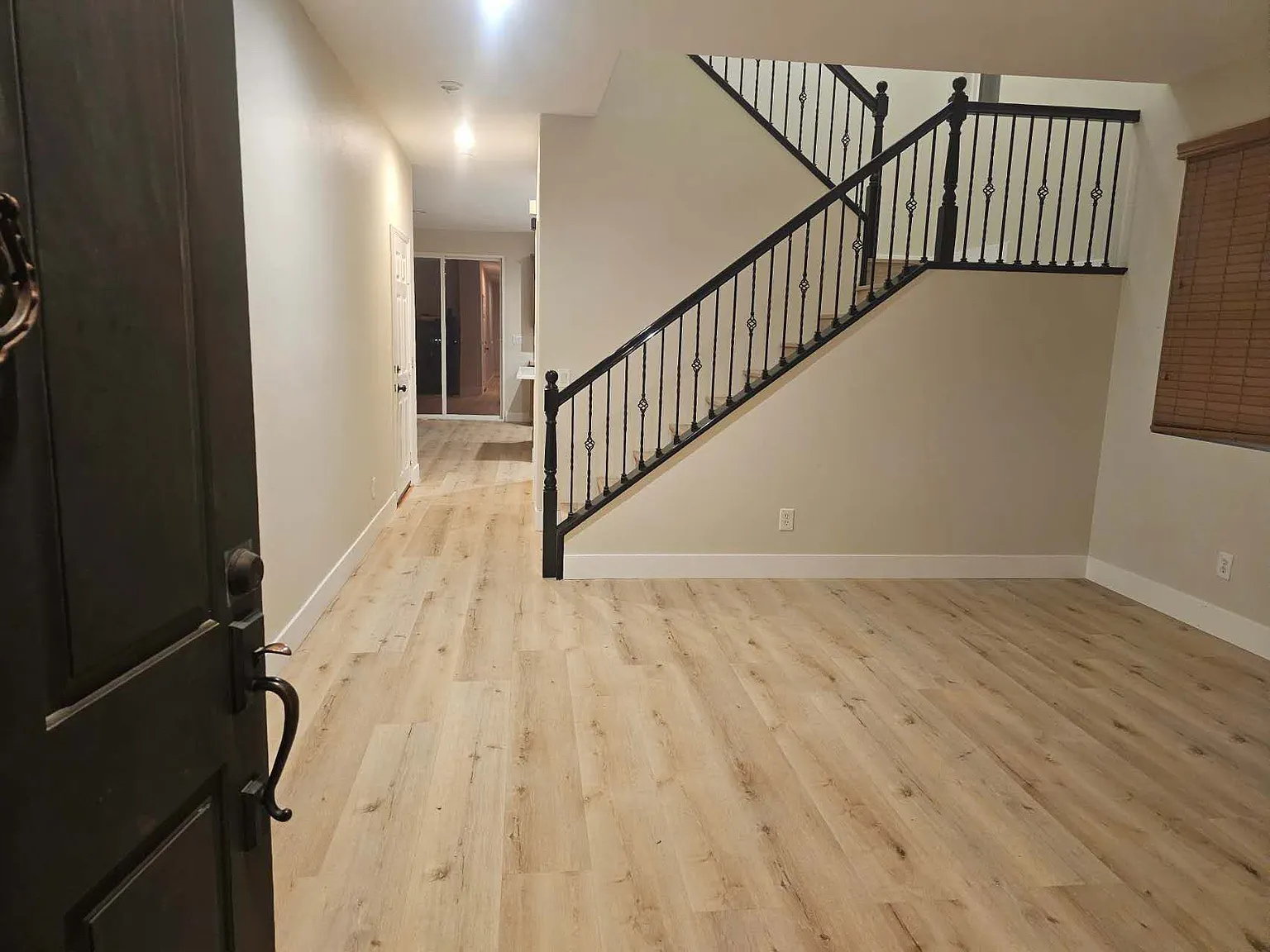 4 bed, 3.5 bath, 2305 sqft, $3,700 — Photo 1