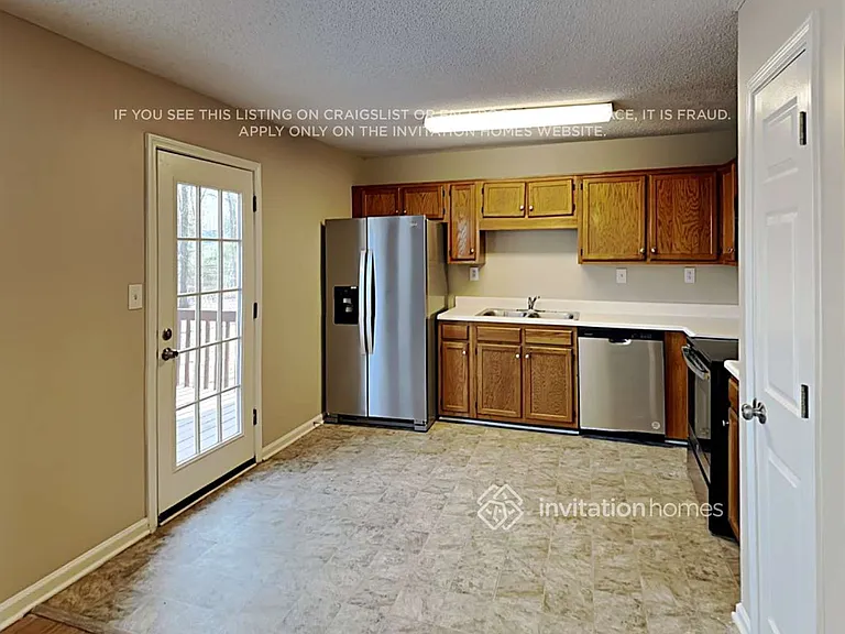 101 Brandon Woods Cir — Photo 6