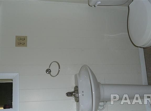 3rd image of 3924 W Verner Dr