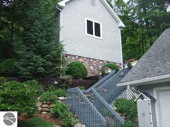 3rd image of 4301 NW Torch Lake Dr