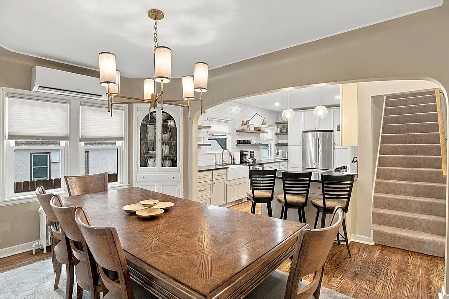 5 bed, 3400 sqft, $4,500 — Photo 3