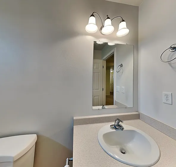 N 18 E — Photo 10
