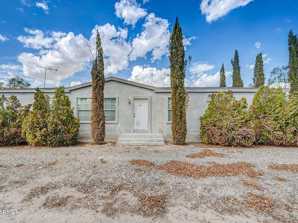 1st image of 30346 W LATHAM Street