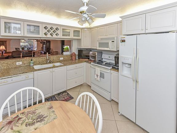 5th image of 3401 Bimini Lane #M3