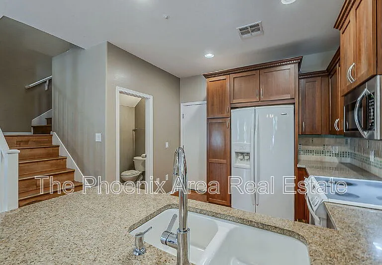 885 S Osborn Ln — Photo 16