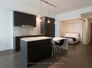 1 Bloor St E #524, Toronto, ON M4W 0A8
