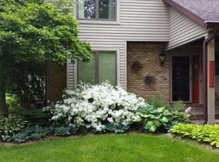 3321 Stanley Rd, Fairlawn, OH 44333