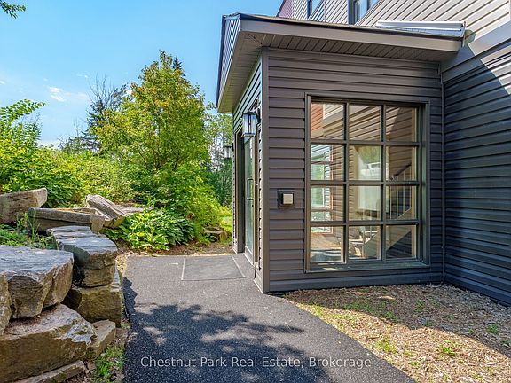 4th image of 1235 Deerhurst Dr #52-101