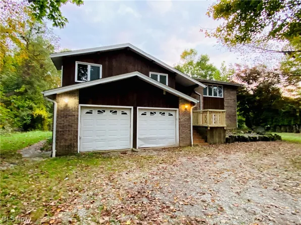 9957 Sherman Rd, Chesterland, OH 44026
