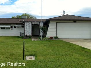 432 W Burlwood Ln, Lemoore, CA 93245