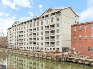 2 Leverington Ave #32, Philadelphia, PA 19127