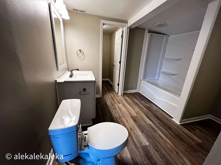 1113 W Webb Ave — Photo 15