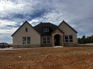 153 Pheasant Run Dr, New Fairview, TX 76078