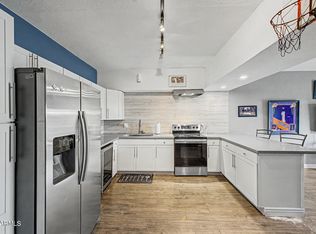 357 E THOMAS Road #A105, Phoenix, AZ 85012