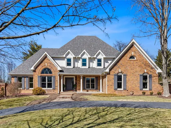 835 Town And Country Estates Dr, Saint Louis, MO 63141