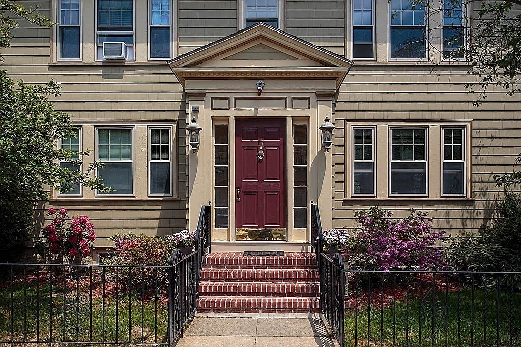17 Hastings St APT 2, West Roxbury, MA 02132 Zillow