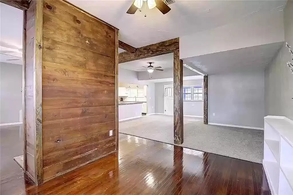 213 N 2nd St — Photo 4