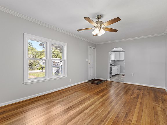 4th image of 131 Biscayne Blvd