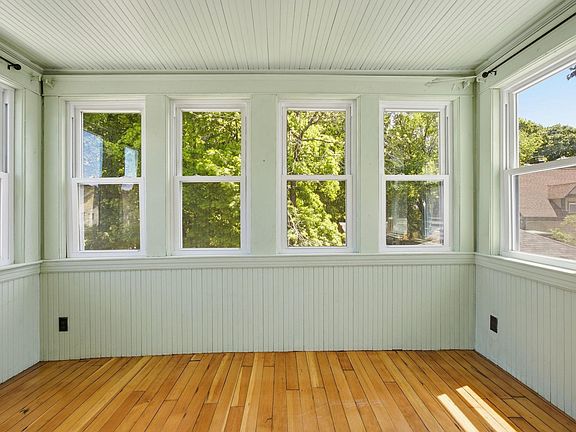 5th image of 18 Fifield Street