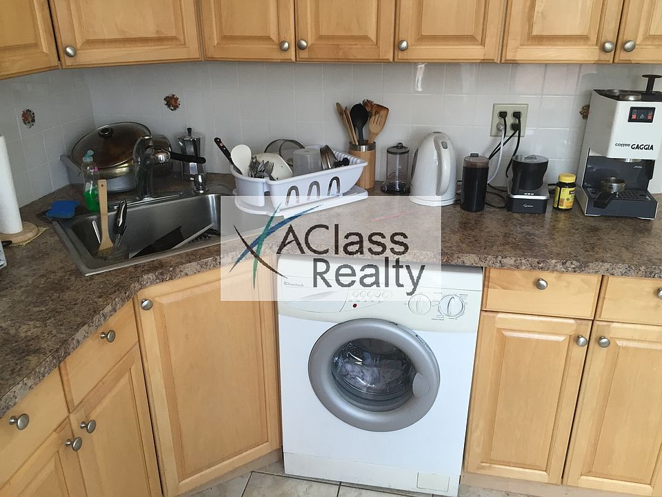 1st image of 2225 36th St #2F
