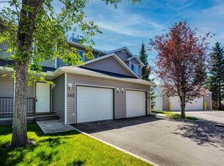 242 NW Taracove Pl NE, Calgary, AB T3J4T4