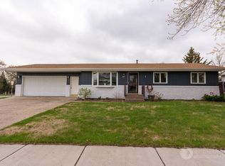 1857 Kennedy Ave, Bismarck, ND 58501