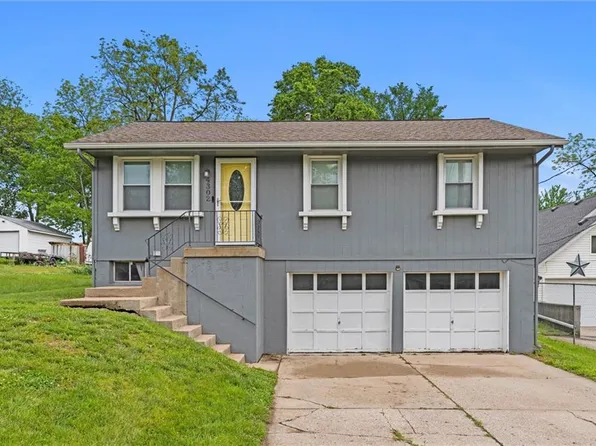 4302 NE 44th Ter, Kansas City, MO 64117