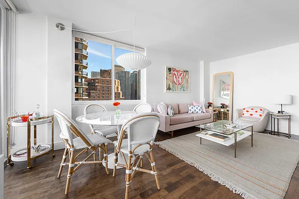 Sold by Compass | media 3