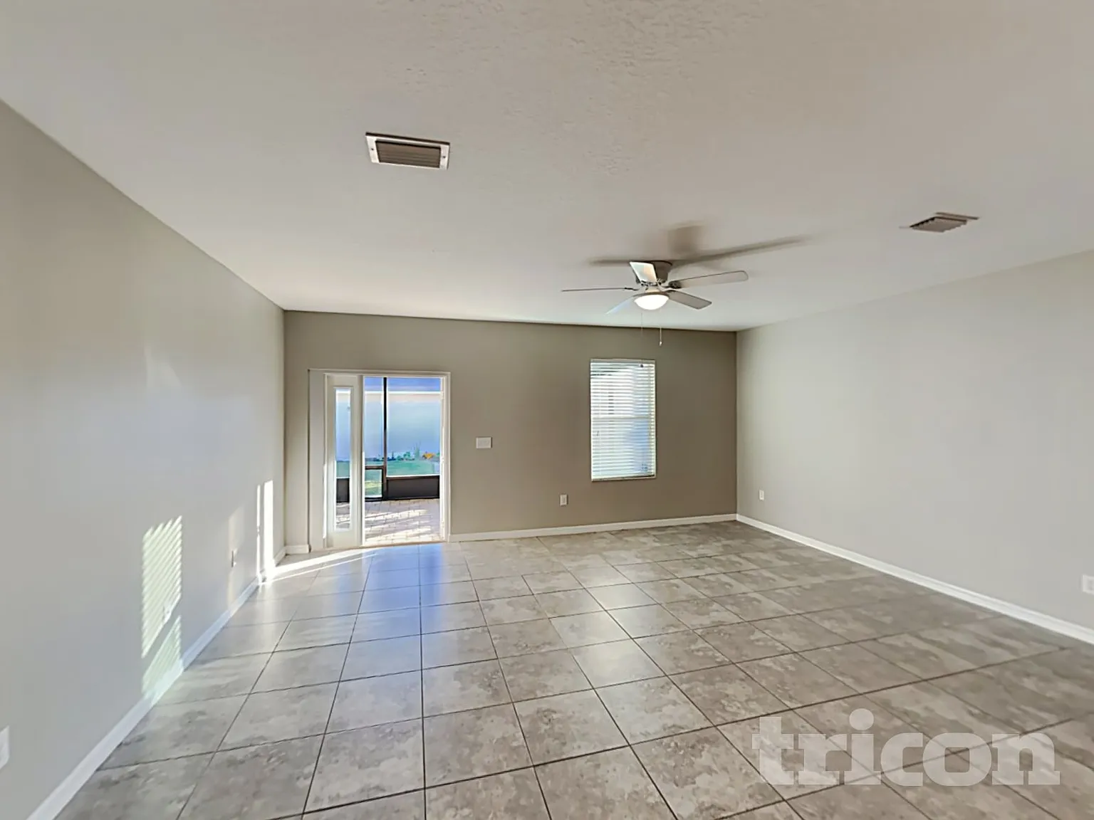 1609 Redmond Brook Lane Ruskin FL — Photo 2