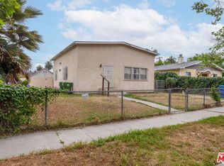 1120 S Lucerne Blvd, Los Angeles, CA 90019