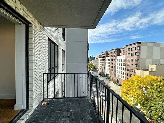 Rented by Pear NYC LLC | media 33