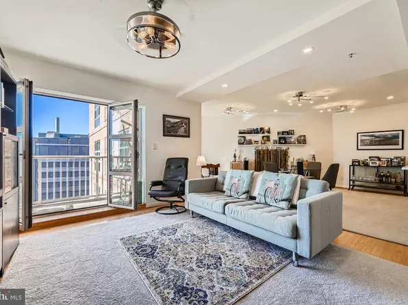 250 President St Unit 504, Baltimore, MD 21202