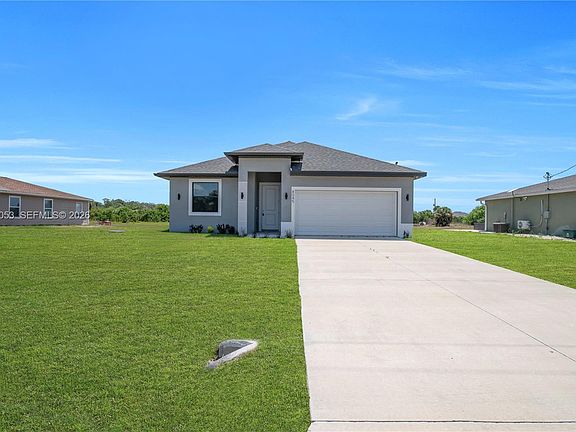 5th image of 8045 Buttercup Cir