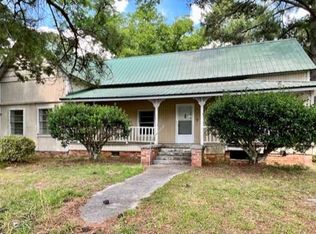 1716 Hatch Pkwy N, Baxley, GA 31513