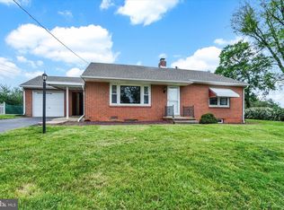 4645 Wolfs Church Rd, York, PA 17408