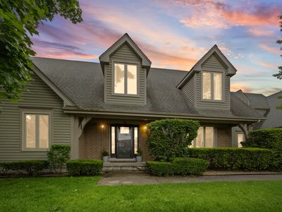 16 Old Barn Rd, Hawthorn Woods, IL, 60047