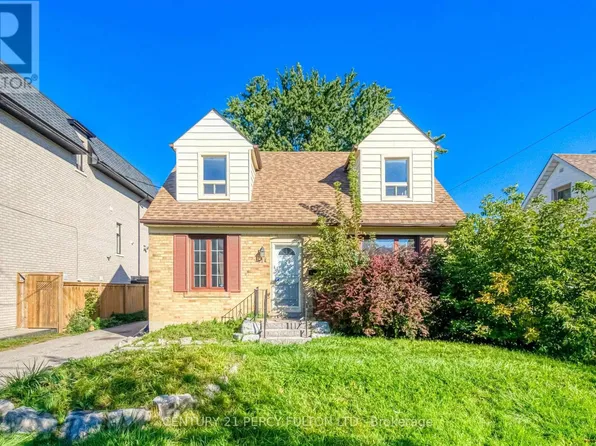 124 Homewood Ave, Toronto, ON M2M 1K3