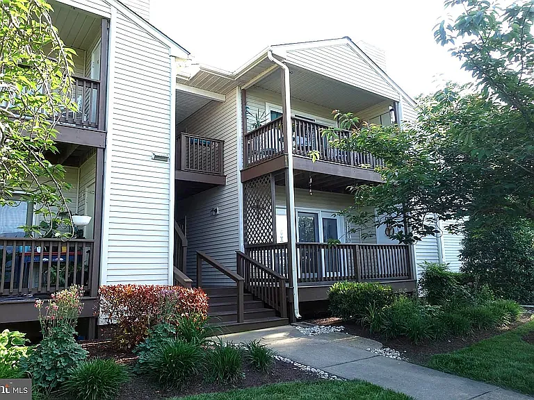 115 Bufflehead Ct #H — Photo 10