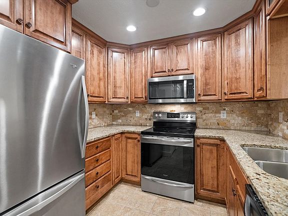 4th image of 8650 Jaffa Court West Dr APT 11