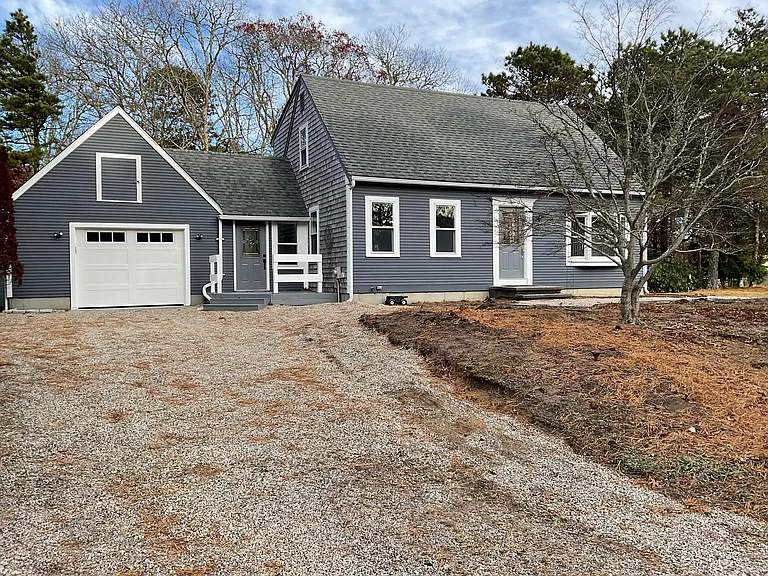 5 Penobscot Way — Photo 1