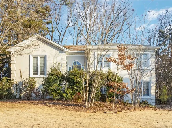 1351 Middleburg Hunt, Lawrenceville, GA 30043