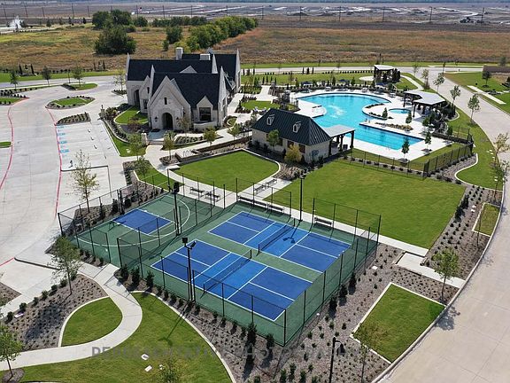 5th image of 2841 Saltwood Ct