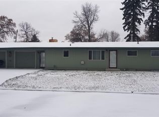 16 Park Way, Minot, ND 58701