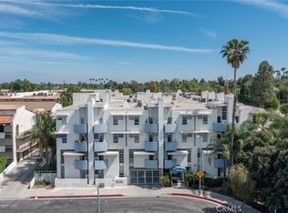 5350 White Oak Ave APT 413, Encino, CA