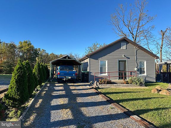 3rd image of 504 W Main St