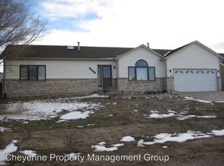 1117 Crescent Dr, Cheyenne, WY 82007